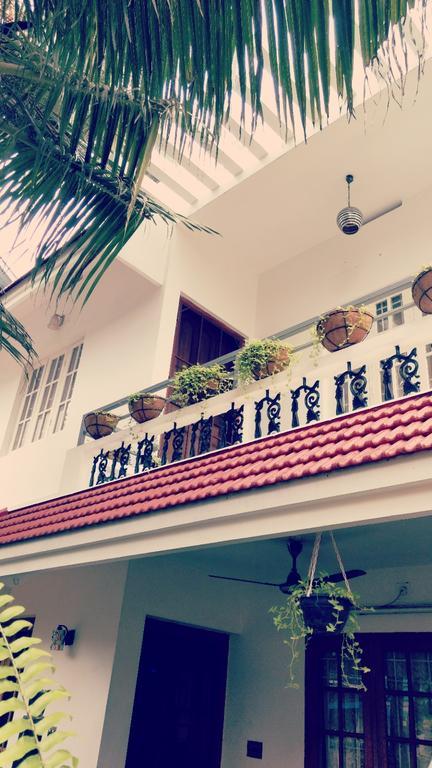 Villa Mariana Kochi Buitenkant foto